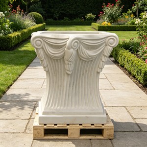 Urna Romana Clásica de Piedra Sólida con Ángeles Gemelos, Pedestal Cuadrado Tallado, Urna Decorativa para Jardín, Villa u Hotel con Diseño de Rosas - Product Image 4