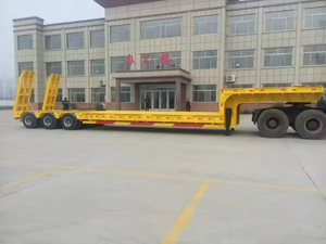 Semi-remorque surbaissée hydraulique à col de cygne 3, 4 ou 5 essieux, capacité 1-2 tonnes, dimensions 12,5x2,5x1,5m, Shandong Fengniao - Product Image 3