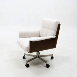 Silla Minimalista de Metal, Silla Giratoria de Cuero, Silla de Salón Deslizante |   Silla Ejecutiva de Lujo para Sala de Estar, Dormitorio, Villa, Hotel, Penthouse - Product Image 4