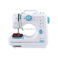 Machine à coudre électrique de petite taille d'utilisation de boutique de ménage de papillon