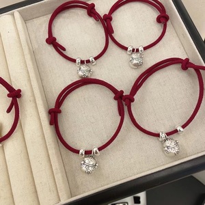 S999 สร้อยข้อมือแมวนำโชคเงินแท้ เชือกสีแดง ของขวัญสำหรับทุกเพศ เครื่องประดับ - Product Image 4