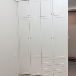 Custom Minimalist Wood <b>Wardrobe</b> with Cream <b>White</b> Finish for <b>Bedroom</b> Furniture in Villa - Product Image 5