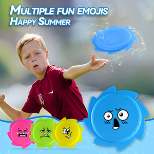 Disco Volador de Silicona para Niños - Rocía Agua Mientras Vuela, Juguete para Playa y Piscina para Actividades Acuáticas al Aire Libre - Product Image 2