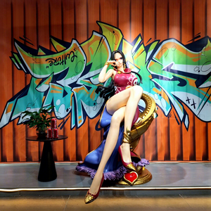 วั<span class=keywords><strong>น</strong></span>พีซ จักรพรรดินีแฮน<span class=keywords><strong>ค็</strong></span><span class=keywords><strong>อก</strong></span> ฟิกเกอร์ขนาดใหญ่ 1:1 ทำจากวัสดุเรซิ่นโพลีสโตน - Product Image 4