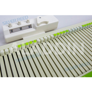 Agents de <span class=keywords><strong>recrutement</strong></span> Facile à apprendre Machine à tricoter à plat manuelle à usage domestique pour débutants - Product Image 3