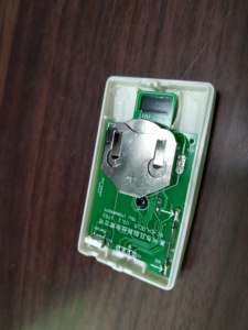 Trou traversant 3V Métal CR2450, <span class=keywords><strong>DL2450</strong></span> Clip de retenue de pile bouton - Product Image 4