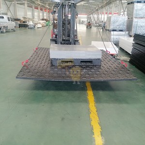<span class=keywords><strong>Plaque</strong></span> <span class=keywords><strong>de</strong></span> piste routière robuste en UHMWPE <span class=keywords><strong>PEHD</strong></span> 2500*3000mm avec connecteur en acier, épaisseur et service <span class=keywords><strong>de</strong></span> découpe sur mesure - Product Image 6