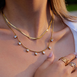 Collar con Zirconia en Forma de Corazón, Chapado en Oro de 18K, Engaste de Titanio, Joyería con Colgante de Cristal para Uso Diario - Product Image 2