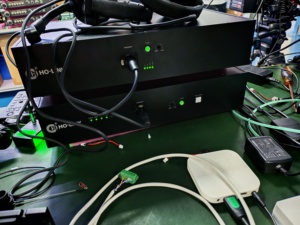 Équipement de diffusion optique 2RU 4K 12G SDI avec connecteur SMPTE, transmission 500M, intercom Ethernet 1000m et contrôle à distance Tally - Product Image 4