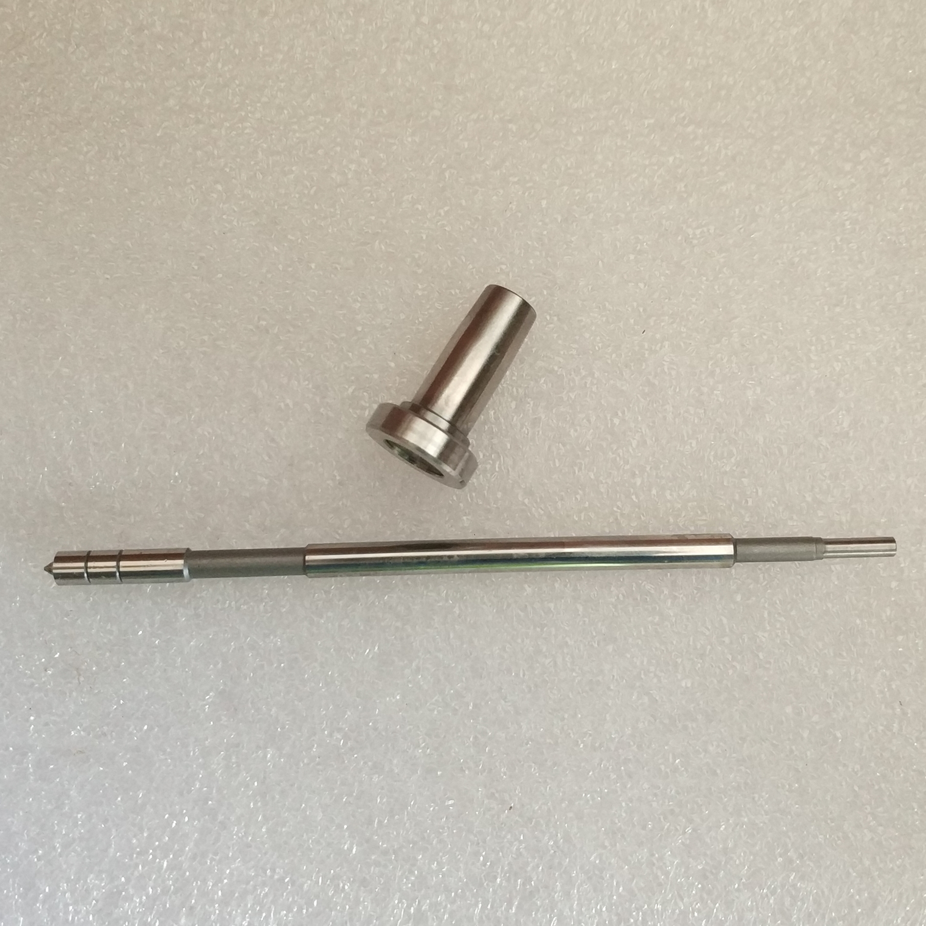 Common rail control valve F00VC01024 series 051 for 0445110089 0445110090 0445110097 0445110098 injector valve F00VC01024