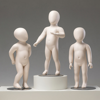 Maniquí Infantil de Cuerpo Completo en Fibra de Vidrio Blanco Mate, Maniquí para Niños Pequeños para Exhibición de Ropa en Tiendas