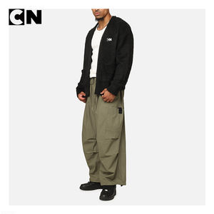 เสื้อสเวตเตอร์ถักสำหรับผู้ชายผ้าขนปุยสีดำขนฟูผ้าคอตตอนผ้าโพลีเอสเตอร์ขนาดพิเศษพิมพ์โลโก้ตามสั่ง - Product Image 4