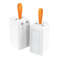 Tragbare Schlanke OEM 10000mAh 22,5W Schnellladende Powerbank 20000mAh 30000mAh 50000mAh mit Kabeln