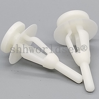 100 pièces/sac Clip en plastique pour Chrysler M566719