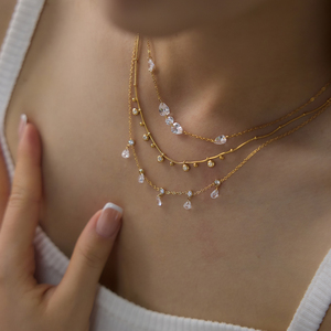 Collier J&D Jewelry en acier inoxydable couleur argent, étanche, avec zircon cubique rond et pendentif goutte d'eau en zircon nu pour femme - Product Image 3