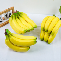 Levensechte, milieuvriendelijke, geprinte schuim kunstfruit (appel, banaan, sinaasappel) voor Earth Day, woonkamerdecoratie.