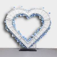 Arche de fleurs artificielles en soie rouge en forme de cœur pour scène, pelouse extérieure ou vitrine, idéale pour la Saint-Valentin ou un mariage