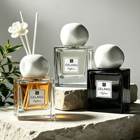 Bouteilles de diffuseur carrées préférées 50 ml 100 ml, bouteille en verre de luxe transparente 150 ml pour diffuseur à bâtonnets avec couvercle