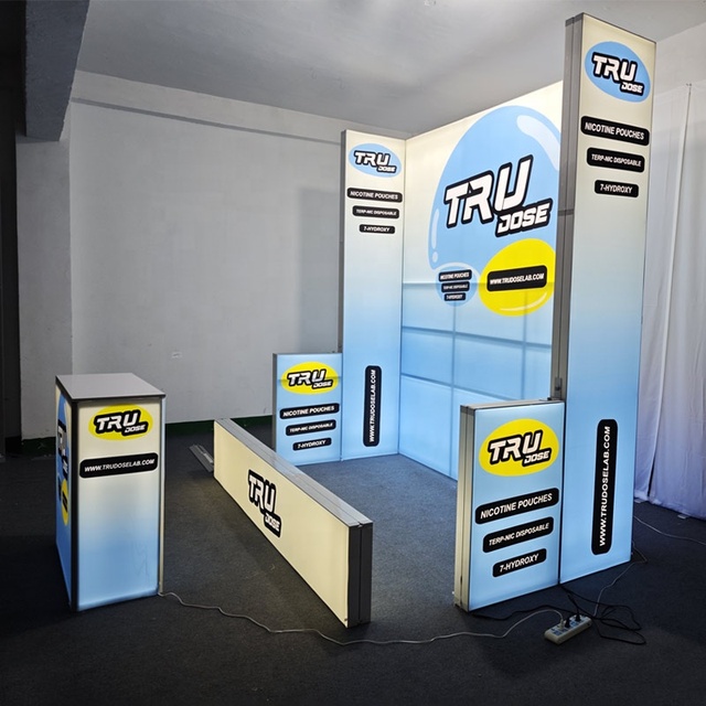 Easy-To-Install Custom Tension Fabric Backdrop Exhibition Booth Design Portable Trade Show Equipment Display Stand