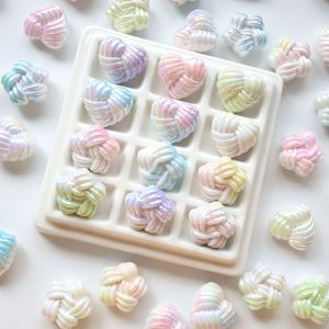 Perles en vrac en gros fleurs mignonnes/amour Uv dégradé armure torsion Texture perles en vrac bricolage téléphone portable chaîne bijoux perles - Product Image 1