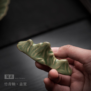 Reposa tapas de cerámica retro con forma de montaña para té verde, accesorio de cerámica para la ceremonia del té - Product Image 4