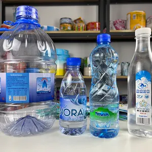 ملصقات مخصصة مطبوعة UV للزجاجات المقاومة للماء ملصقات ملصقات لزجاجات المياه ملصقات ذات لاصق قوي للنبيذ والمشروبات