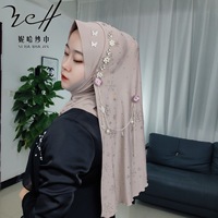 Foulard uni orné de perles complexes et de strass en cristal – Long foulard musulman