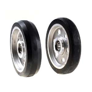 Rouleau de guidage pour ascenseur à grande vitesse Kone, <span class=keywords><strong>roue</strong></span> de guidage 150*38/27*6003, pour applications extérieures - Product Image 4