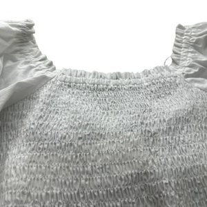 Top Corto Sexy con Bordado, Estilo Casual, Hombros Descubiertos, Manga Larga, Color y Talla Personalizables OEM, Nuevo Estilo - Product Image 4