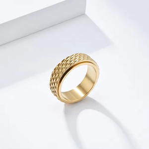 男性のためのレトロなデザインドラゴンスケール不安リングクールなステンレス鋼スネークドラゴンスケールスピナーリングフィジェットリングメンズギフト - Product Image 5