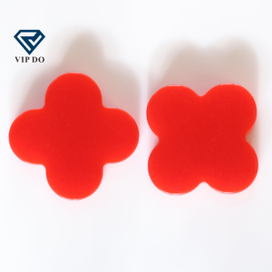 Venta popular Turquesa sintética Trébol de cuatro hojas 6*6*2mm-14*14*2mm Piedra turquesa sintética azul - Product Image 2