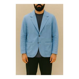 Blazer pour homme fabriqué en Italie, revers cranté, poches plaquées, fermeture à deux boutons, veste cintrée pour affaires et occasions décontractées - Product Image 4