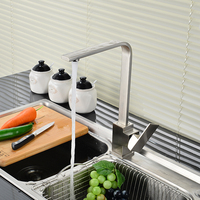 2025 robinets d'évier de mélangeur de cuisine moderne en acier inoxydable 304 robinet d'eau en laiton mat robinets de cuisine pour hôtels