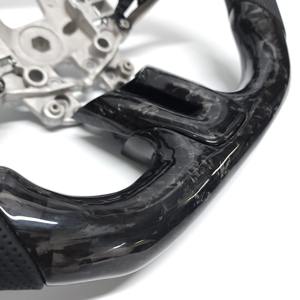 Volante de Fibra de Carbono Forjado para Ford <span class=keywords><strong>Mustang</strong></span> <span class=keywords><strong>GT</strong></span> V6 EcoBoost Shelby GT350 GT500 2015 <span class=keywords><strong>2016</strong></span> 2017 2018 2019 2020 2021 2022 2023 - Product Image 4