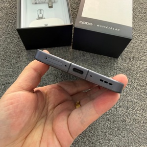 Teléfono Inteligente Android <span class=keywords><strong>Oppo</strong></span> Find X8 Ultra Usado Original de 6.82 Pulgadas con Carga Rápida de 100W, Versión Global Desbloqueada - Product Image 4