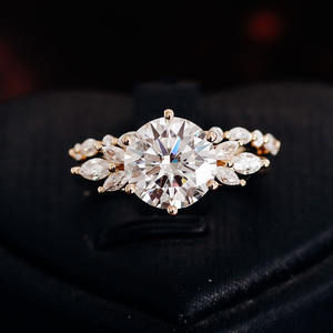 Conjunto de anillos de boda personalizados de oro de 18 quilates con diamantes de 2 quilates, conjunto de anillos elegantes para niñas, conjunto de anillos de boda de aniversario para parejas - Product Image 5