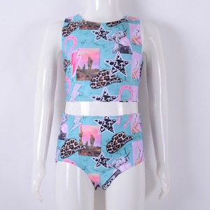 Tankini de Verano para Niñas Pequeñas, Talla Grande, Color Rosa con Estampado de Leopardo, Tirantes Ajustables, Pantalones Cortos de Cintura Alta, Reversible - Product Image 2