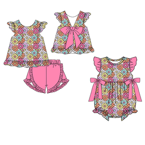 Preventa al por mayor: Ropa de verano para niñas con estampado floral de colores, ropa de hermanas, boutique infantil para niños pequeños (MOQ 5) - Product Image 1