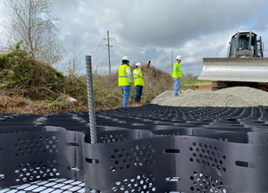 Géocell en plastique alvéolaire texturé et perforé en PEHD, prix fabricant, grille de <span class=keywords><strong>gravier</strong></span> pour la construction routière - Product Image 3