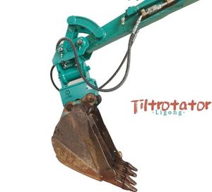 Rotateur d'excavatrice, <span class=keywords><strong>prix</strong></span> d'usine, <span class=keywords><strong>tiltrotator</strong></span> 180, vente chaude pour les accessoires d'excavatrice miniature, 90 2T 5T rototilt Q345B - Product Image 6