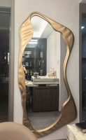 Miroir sur pied de luxe français au design irrégulier en métal pour salon et couloir, miroir décoratif artistique créatif post-moderne haut de gamme