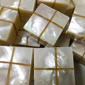 <span class=keywords><strong>Madre</strong></span> natural de perla piedra preciosa cuadrada rebanada cuadrada para <span class=keywords><strong>la</strong></span> venta - Product Image 1