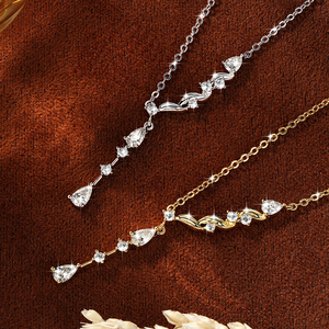 Großhandel Anhänger-Halsketten 14K Goldfilled Birnenförmiger Trendiger Moissanit Asymmetrisches Design Wellen-Statement-Halskette Geschenk Feiner Schmuck - Product Image 2