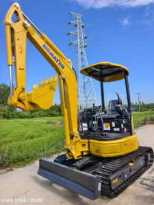 Nice Quality Cheap Japan Used Komatsu PC18 PC20 PC30 3tons Excavators Original Engine Mini Excavator - Product Image 3