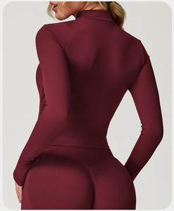Chaqueta Deportiva Popular para Mujer, Ropa de Yoga y Fitness, Logotipo Personalizado, Corte Ajustado, Ropa Deportiva con Cremallera Completa, Conjunto Corto para Mujer - Product Image 2