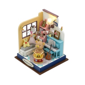 Hongda S2303 Moments of Music <span class=keywords><strong>Petite</strong></span> <span class=keywords><strong>maison</strong></span> de poupée <span class=keywords><strong>en</strong></span> <span class=keywords><strong>bois</strong></span> <span class=keywords><strong>miniature</strong></span> <span class=keywords><strong>Maison</strong></span> de poupée à monter soi-même pour fille - Product Image 1