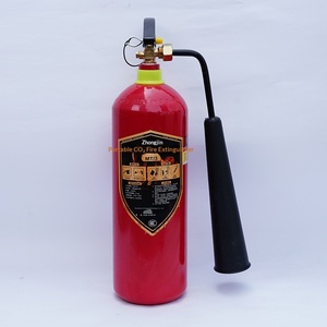 <span class=keywords><strong>Extincteur</strong></span> à dioxyde de carbone 5,8 kg, chariot portable CO2, certifié 3C, rouge, usage construction, garantie 1 an - Product Image 3