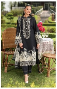 Nuevo lanzamiento: concepto pakistaní de algodón puro con trabajo de patchwork elaborado. - Product Image 3