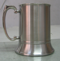 Mug à vin classique en acier inoxydable 304 à double paroi, 16 oz, argenté, avec poignée solide et durable, design écoresponsable, idéal pour les cadeaux promotionnels