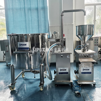 Machine de remplissage pneumatique semi-automatique pour produit chimique liquide de sac à double tête d'huile de miel avec pompe d'alimentation